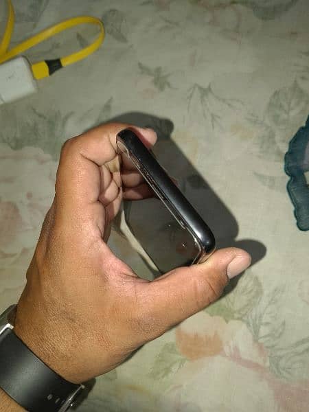 Samsung j8 for sale 3