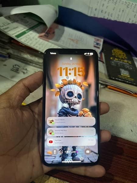 iphone Xs max 512gb Pta approved dual sim physical with box 3