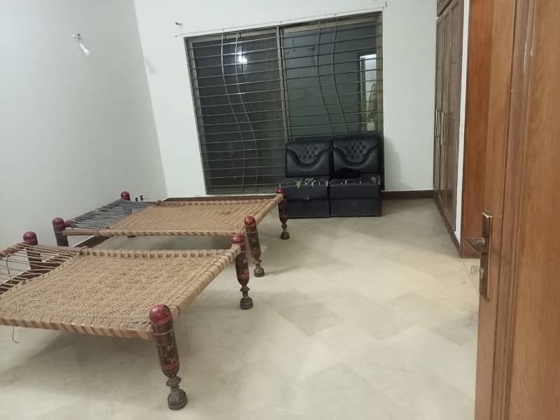 1 Kanal Upper Portion For Rent In West Wood Society 16