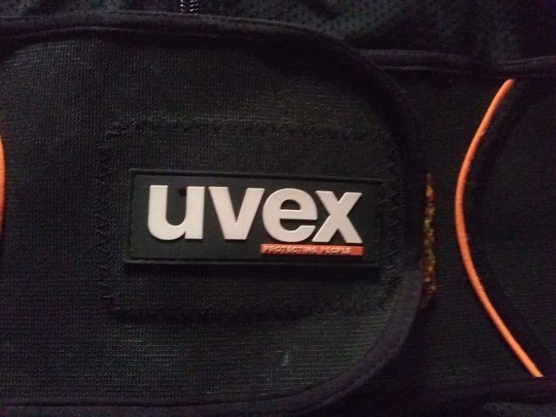 Back poster protector Uvex 1