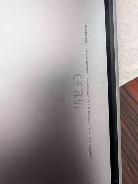 Macbook Pro M2 13 inch Touchbar 2022 8 GB 256 3