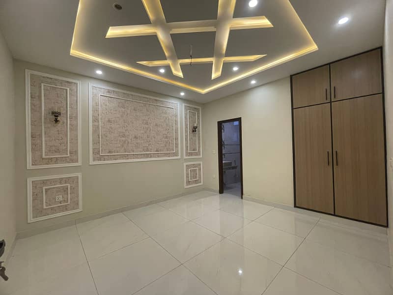 5 Mrla Designer House For sale in Multan Buch Executive Villas Urgent 14