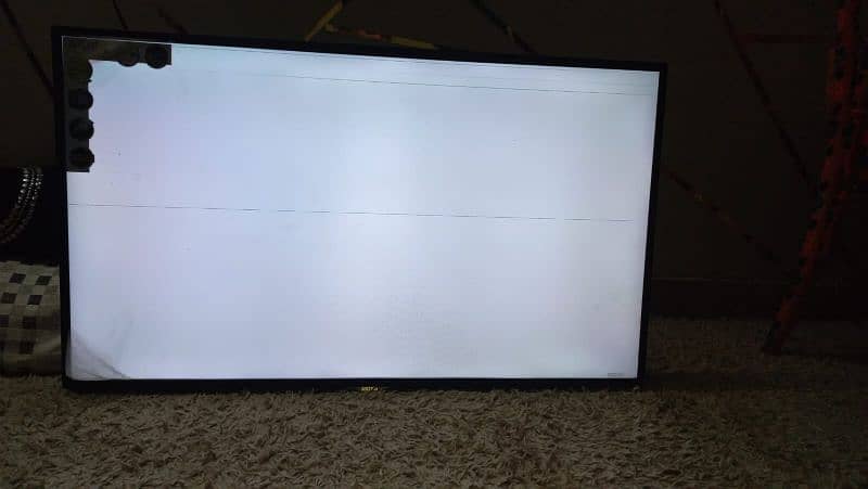 Akira 43 inch full HD led TV up for sale 1