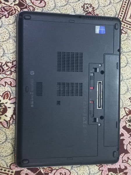 HP Laptop 640 4