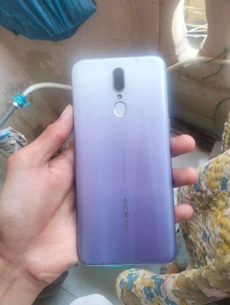 OPPO F11 WITH BOX NO CHARGER 1
