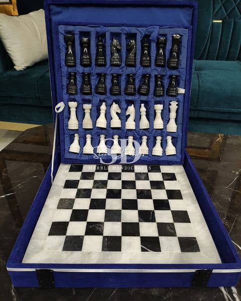 Handcrafted Marble chess set / chess board / chess pieces 1