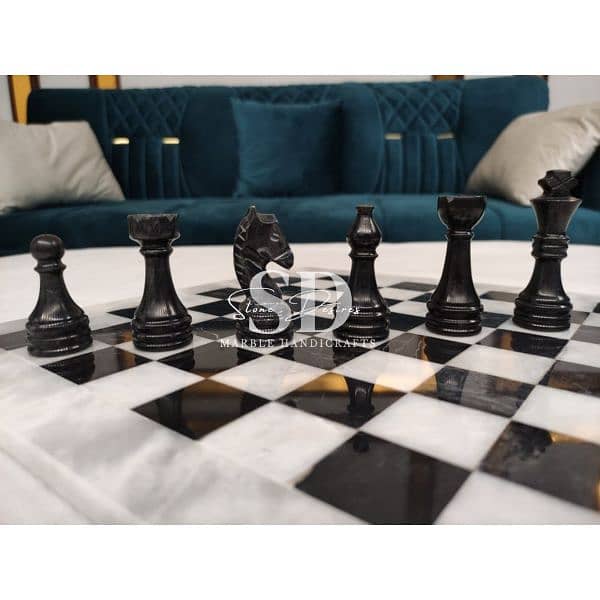 Handcrafted Marble chess set / chess board / chess pieces 4