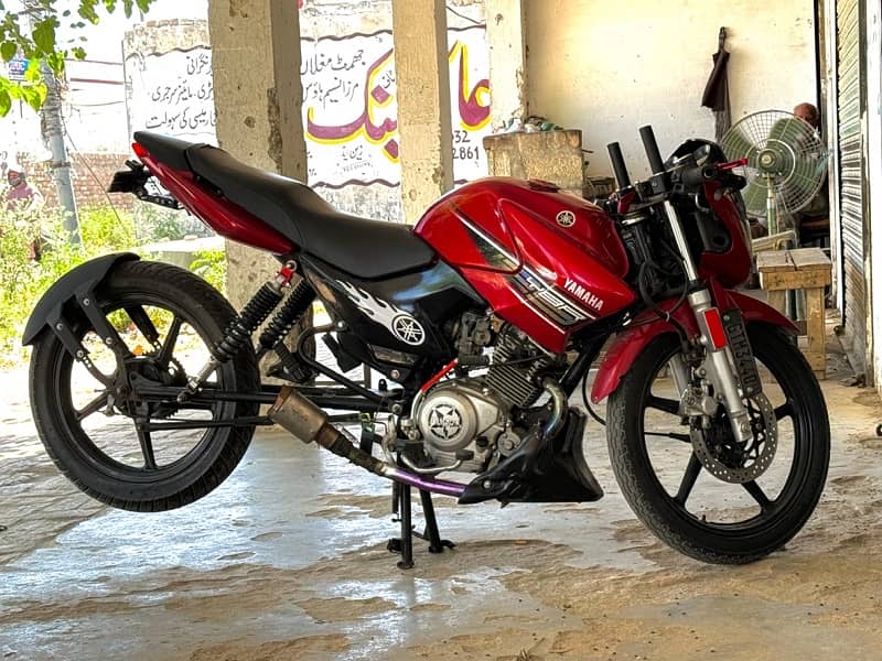 Yamaha ybr 125 2015 model gujrat num exchange also possible 4