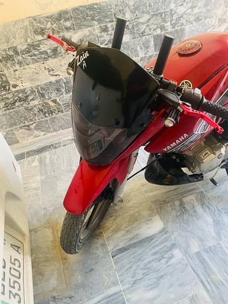 Yamaha ybr 125 2015 model gujrat num exchange also possible 5