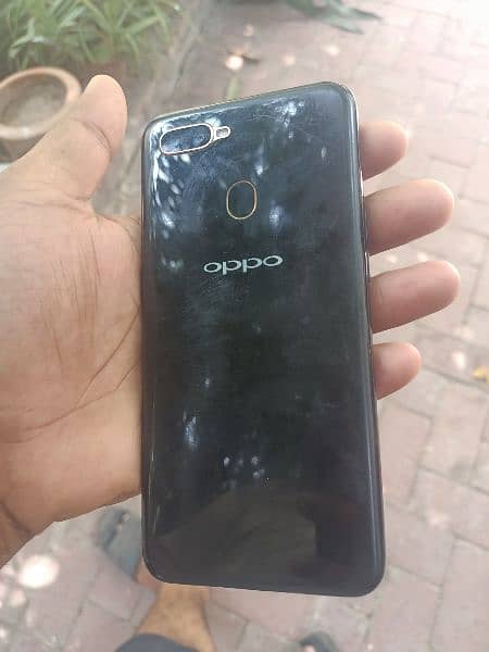 oppo A5s mobile 0