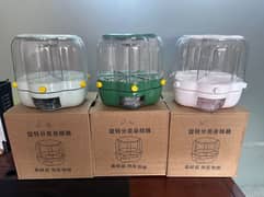 3 colours will be available green . . white. . light green
Brand.  china