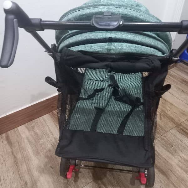 baby imported pram for sale. 3