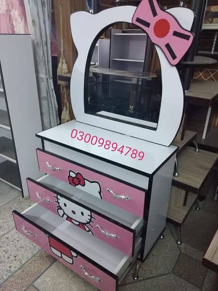 (READY STOCK) kids dressing table and mirror /kids furniture 3