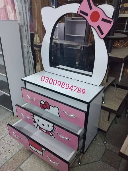 (READY STOCK) kids dressing table and mirror /kids furniture 6