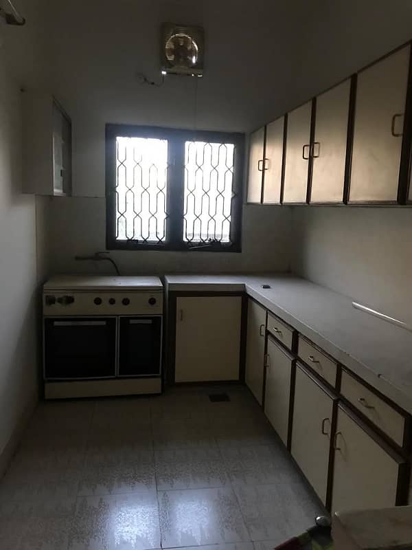 10 Marla Double Storey House For Sale In LalPul Very Near To Canal Road Big Street Beautiful Location 3