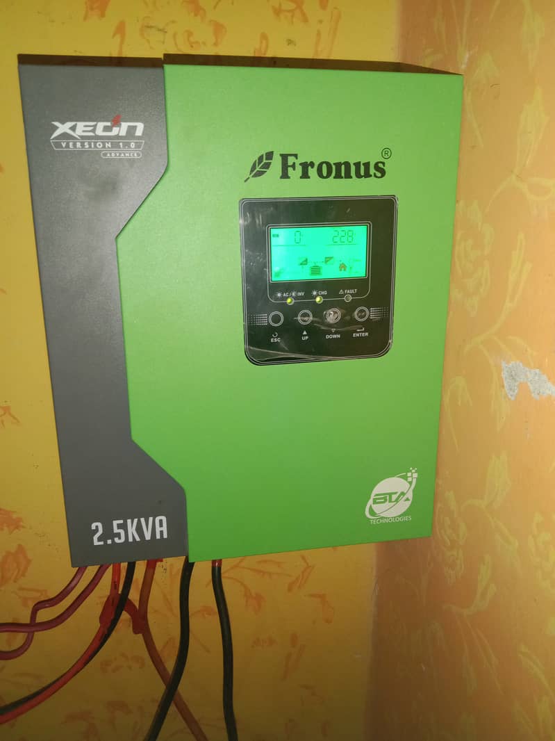 Fronus 2.5 KVA 11 Months warranty 2