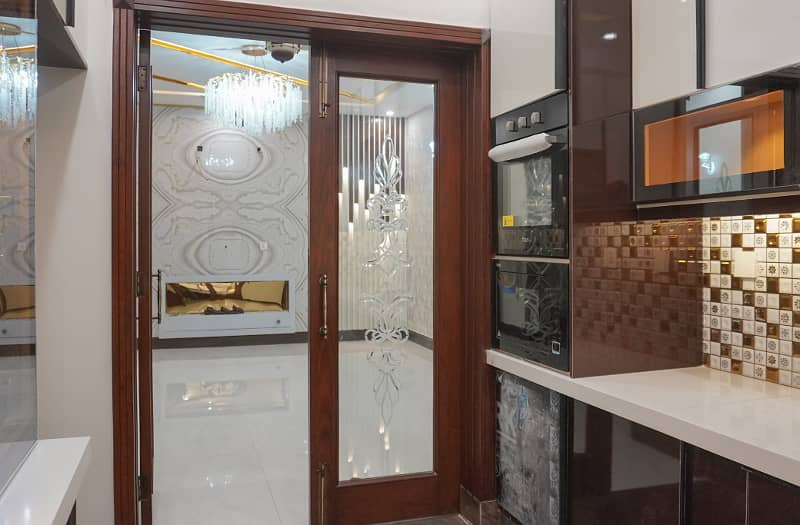 10 Marla New House For SALE In Faisal Town Hot Location 16