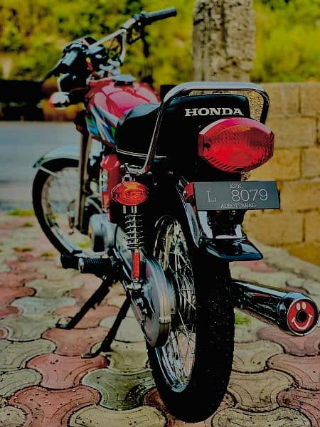 Honda 125 mera name pa ha documents clear hain. 5