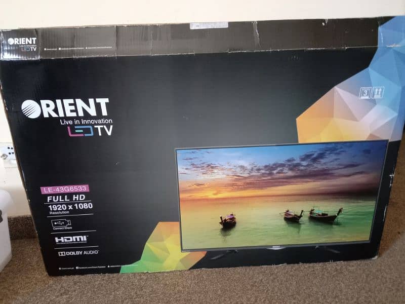 orient led tv in very good condition with a box full hd print 6