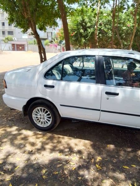 Nissan Sunny model 2000---contact 03323302118 1
