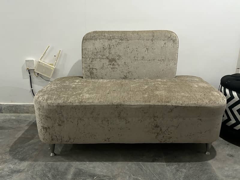 light gray sofa 0