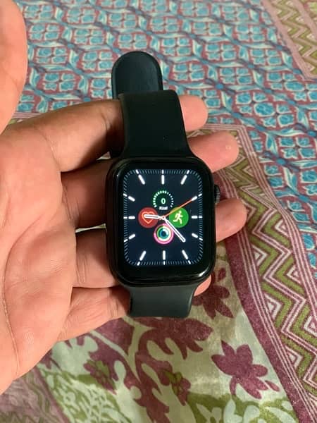 Apple smart watch 1
