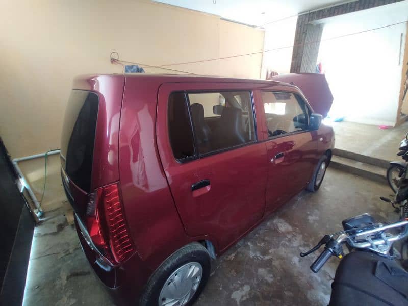 Suzuki Wagon R 2015 4