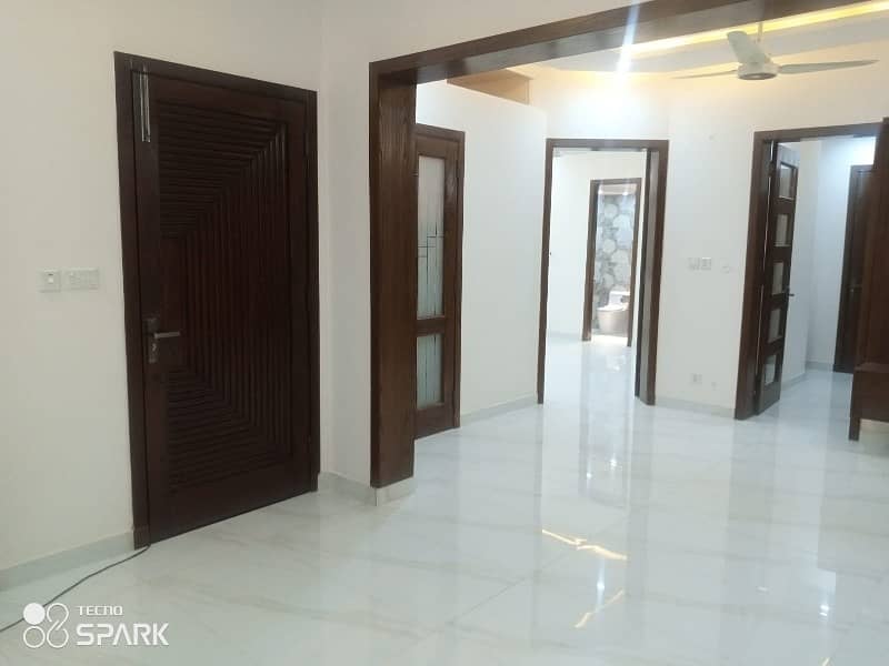 House For Sale In Rs 18,000,000 4
