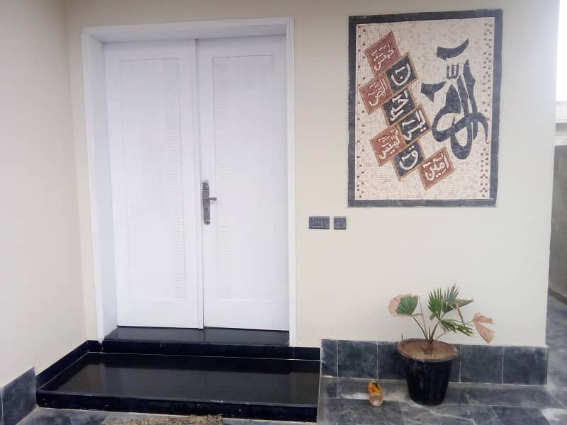 10 Marla 1.5 Storey House For Sale Available In Central Park Housing Scheme 24