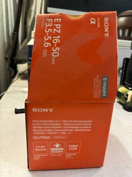 Sony A6400 + 16-50mm Sony 4