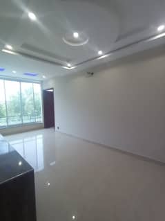 BRAND NEW APARTMENT FOR RENT 0