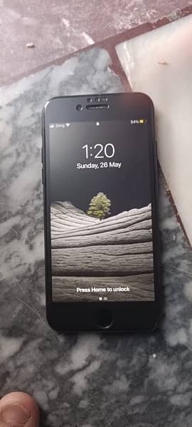 i phone 7 Pta Approved Condition 10/10 Battery health 83% Oragnial 1