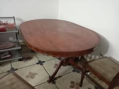 Ovel Dining table