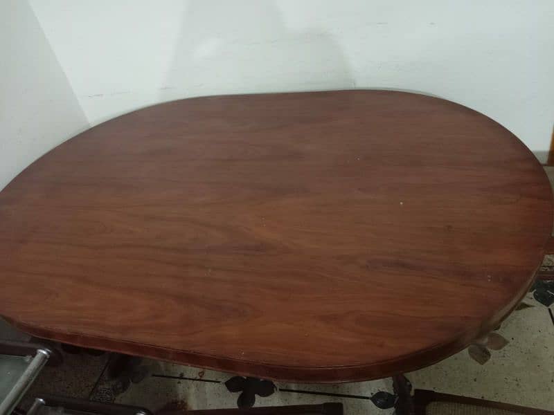 Ovel Dining table 3