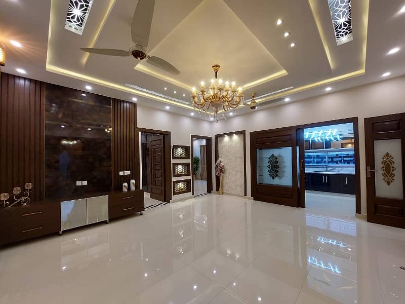 10 Marla Luxury House For Sale In Sector C, Bahria Town, Lahore 24