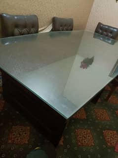 OFFICE MEETING TABLE WITH 8MM MIRROR
