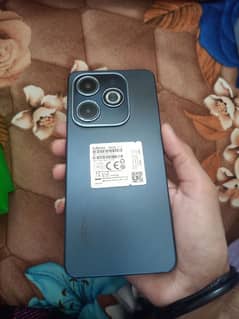 infinix hot 40i 8/128 with box and charger
