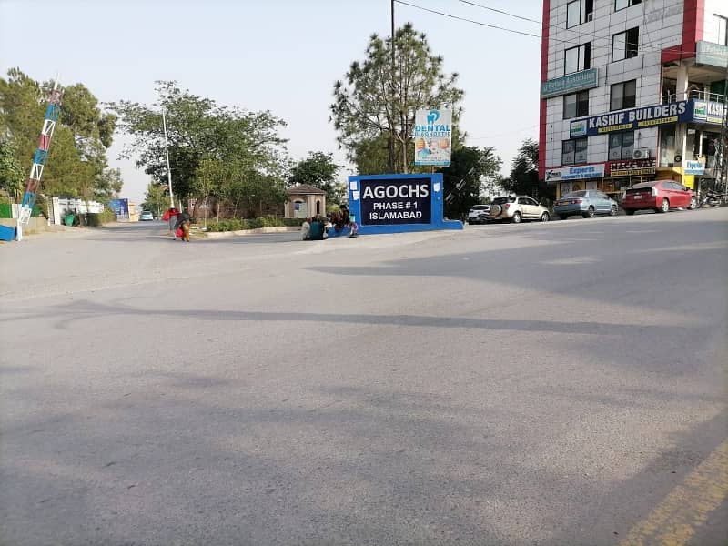 Ideal 4500 Square Feet Residential Plot has landed on market in Soan Garden - Block D, Islamabad 8