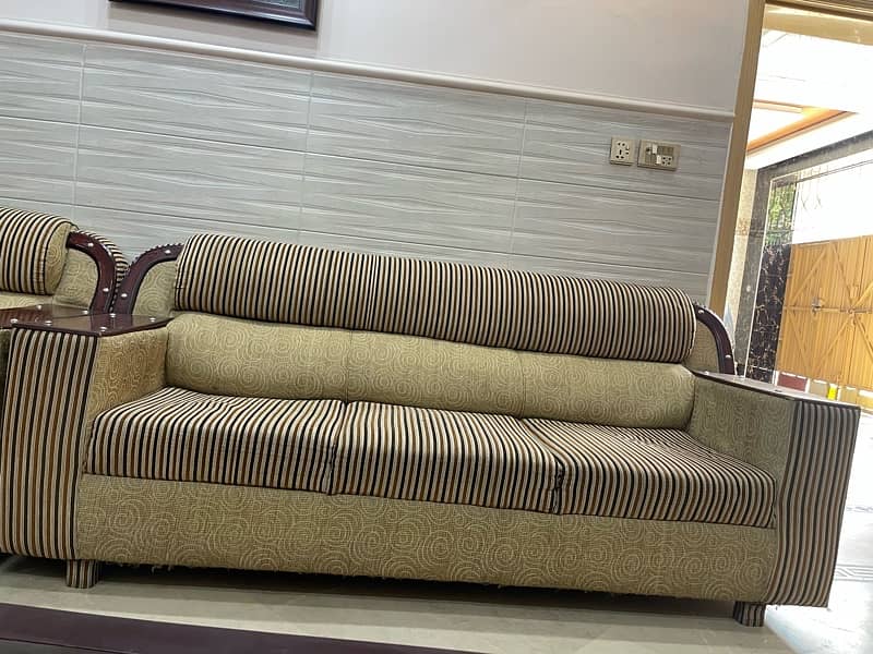 Sofa set+Dewan|Brown colour|5 seater 3