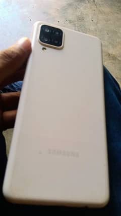 Samsung A12.128 gb
