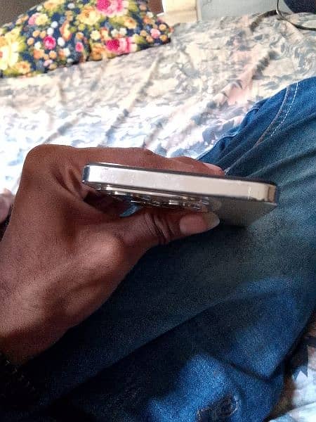 Infinix hot 40 I 5