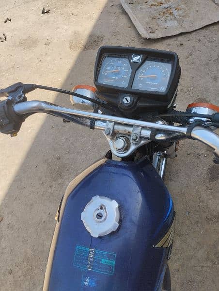 Honda 125 16model 3