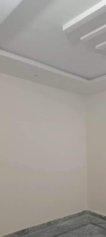 1 bedroom flat for rent available brand new 3