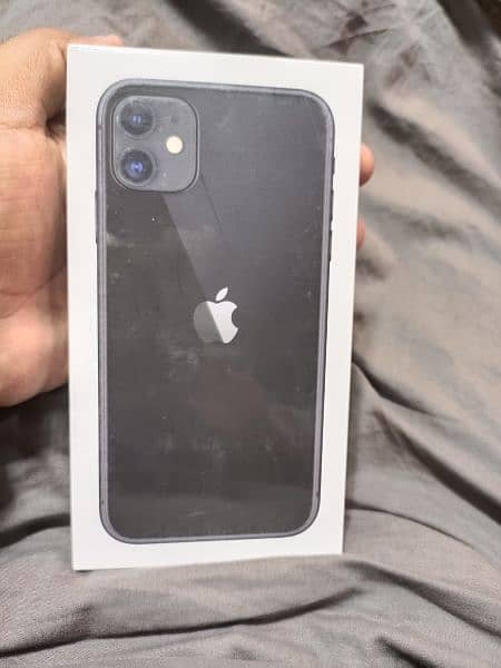 iPhone 11 jv box pack and without box white colour 3