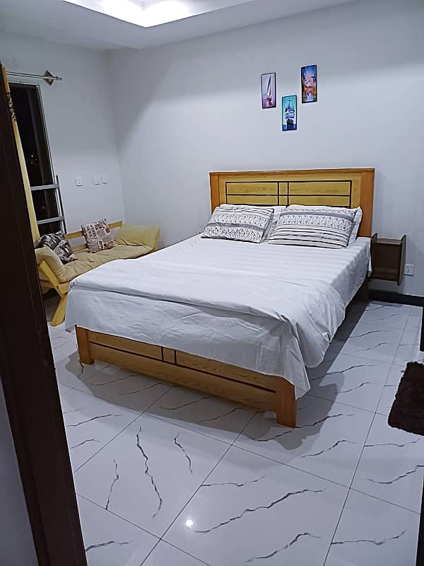 2 Bed Fully Furnished Flat Bahira Town Rawalpindi Phase - 8 2