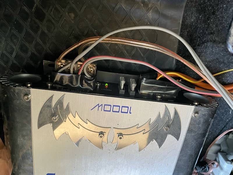 Kenwood woofer original with amplifier wiring 4
