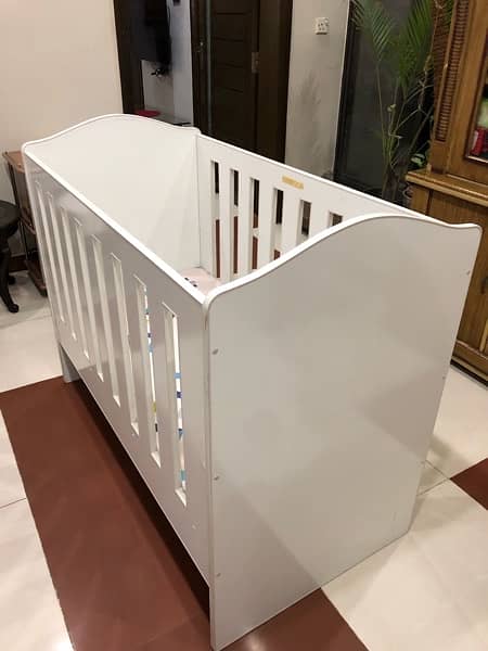 Baby Cot up for sale 2