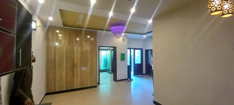 5 MARLA MODREN HOUSE MOST BEAUTIFUL PRIME LOCATION FOR SALE IN NEW LAHORE CITY PHASE 2 5