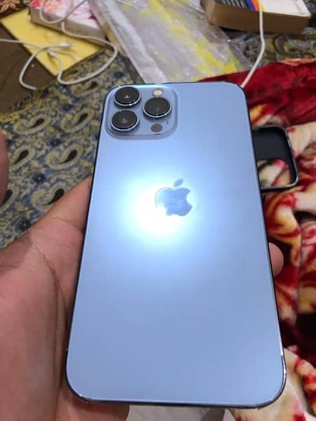 iphone 13 pro max , searra blue 0