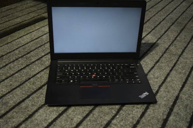 100% Original Thinkpad Lenovo i3 6th Generation Laptop 2
